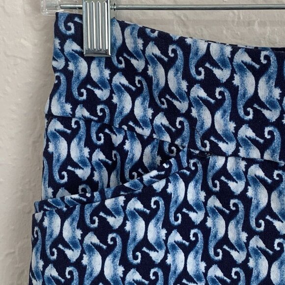 Chico’s Perfect Stretch Skort Womens Small Pull On Blue Seahorse Print Pockets - Picture 4 of 10